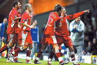 TES队员赢得比赛后的欢呼