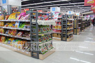 各种健康食品陈列在货架上