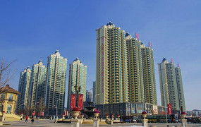 甘比张近东等因恒大损失惨重，背后故事令人咋舌