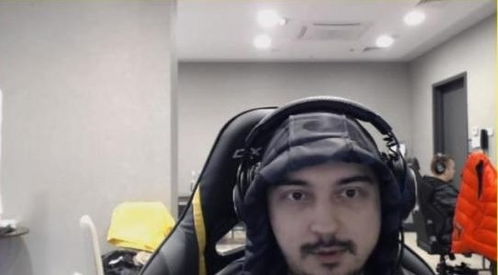 AL战队成员接受赛后采访