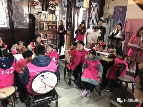 3女子带4个孩子点一碗面多次续面，背后故事令人深思