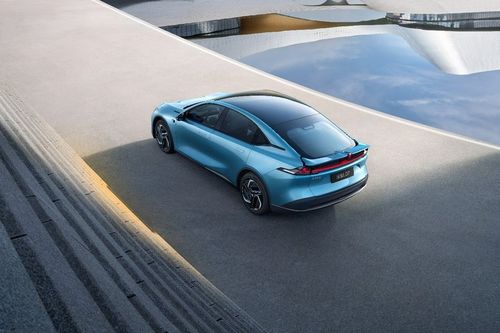 2026款深蓝L07震撼上市，华为乾崑智驾加持仅13.59万起！