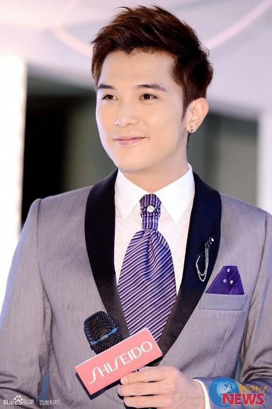 邱泽的帅气照片