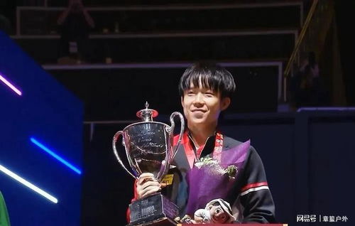 王楚钦点赞王皓，国乒男队备战WTT总决赛背后的故事