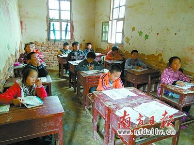 部分人员为何不愿到农村任教？消极考试背后的故事