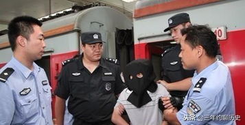 警察在高铁车厢调查