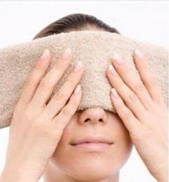 女性手掌皮肤发黑