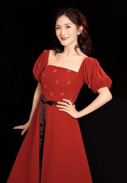 谢娜在主持节目时的状态