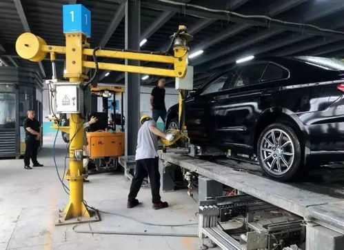 宇树机器人'撞人逃逸'引争议，王兴兴：下次不遥控啦