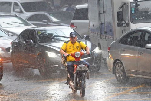 外卖小哥机智救助被锁女子，她的自救令人惊叹！