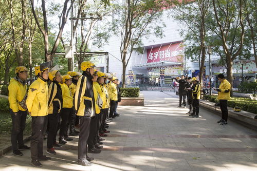 下班兼职外卖，真的能月入过万吗？听听从业者的说法