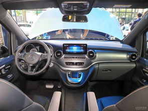 豪华燃油轿车内饰