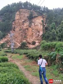 生死瞬间！他奋力一推换来他人新生
