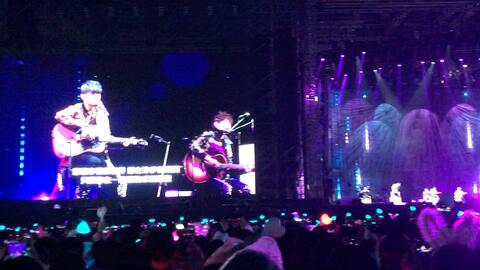 周杰伦演唱会现场图