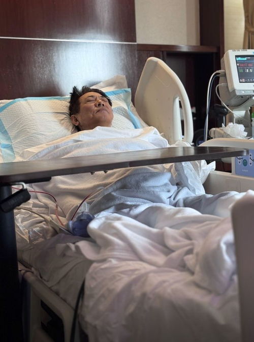 62岁李连杰病床报平安，网友纷纷送上祝福