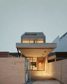 大堂入口被封堵