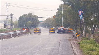 河北一马路设5个大水泥墩，司机开车像闯‘梅花桩’，当地咋回应？
