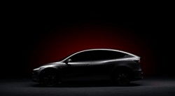 特斯拉Model Y L上市，33.9万起售！