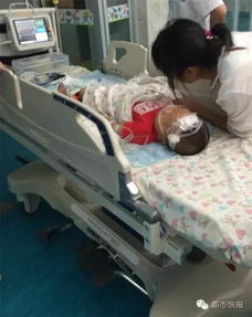 男童陪伴逝母多日，浙江苍南警方紧急介入！