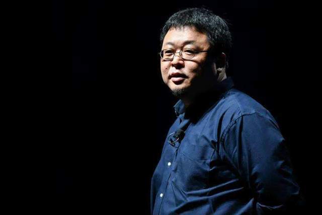 罗永浩开启播客之旅，与李想畅聊深度话题