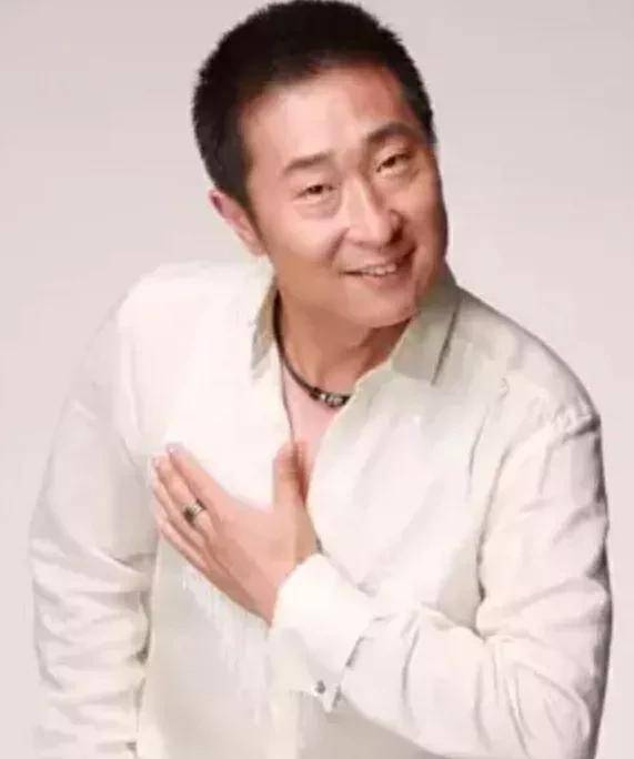 林永健不同角色对比图