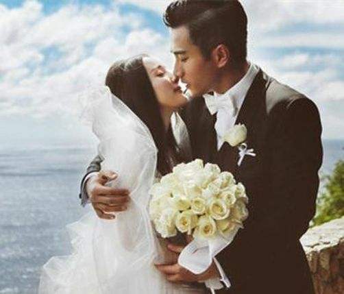 杨幂和刘恺威的结婚照