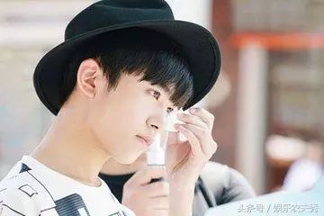 易烊千玺献唱特仑苏20周年主题曲，才华尽显！