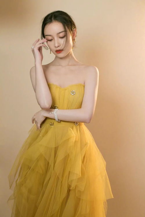 W盛典红毯：明星们的时尚盛宴