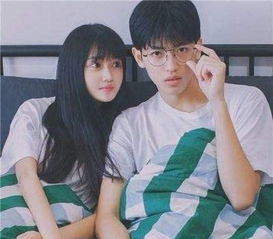 抖音上那些塑料情侣自拍梗太腻歪啦