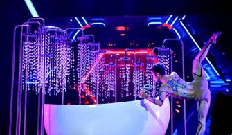 倪妮背布洛芬走红毯背后的故事