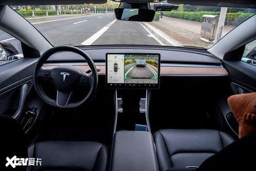 特斯拉Model 3内饰