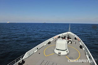 惊魂一刻！‘海盗船’拦腰折断，现场哭声震天，工作人员紧急回应