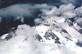 新时代西藏发展：一幅绚丽的新画卷