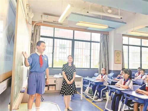 70岁数学家张益唐回国：从快餐厅会计到‘封神’，拒绝当‘落叶’！