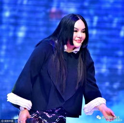 歌迷哀悼千百惠