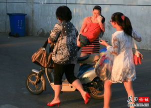 环球影城魔怔女诬告小男孩，真相令人震惊！