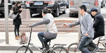 之前婴儿车被盗现场监控截图