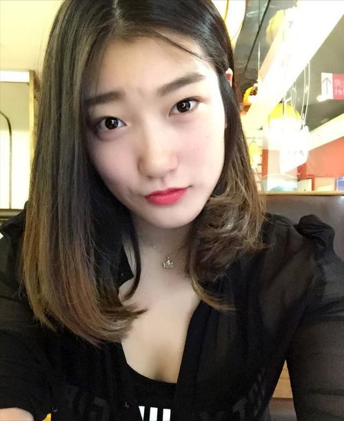 李梦暖心举动！9岁小球迷收获意外惊喜