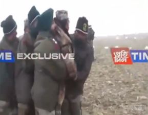 章昊与桃黑黑老师在赛场上对峙