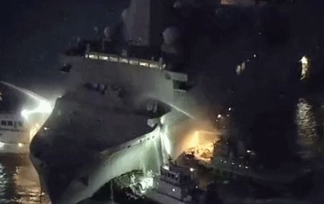 驻日美军万吨级舰艇惊现大火，燃烧超12小时！