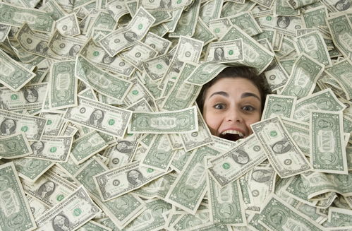 权力与金钱雕塑