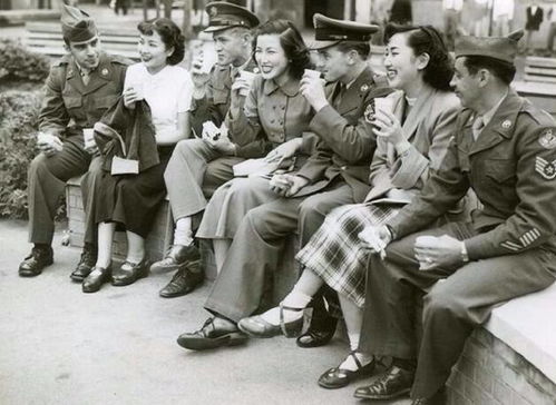 手持投降书的士兵