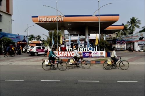 欧洲车企：燃油车难以割舍的爱恨情仇