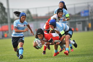 孙颖莎救球险酿意外，王曼昱差点被挤飞！