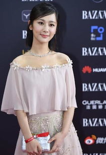 杨紫出席活动照片