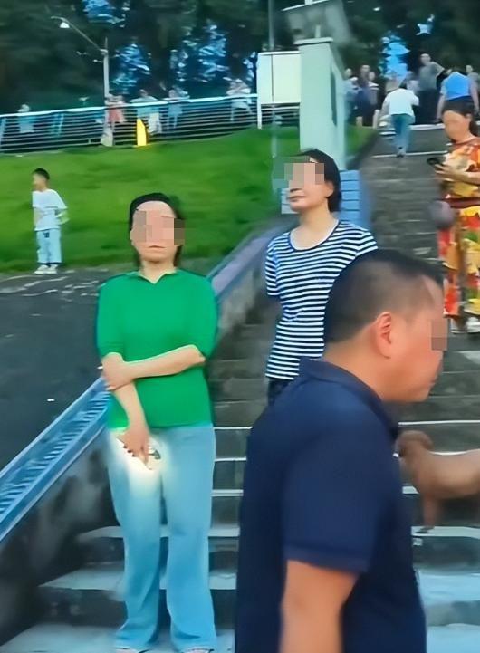8岁女娃长江溺亡，家人怒告索赔百万，法院咋判？