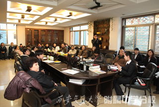 卢卡申科怒怼泽连斯基：中国的事轮不到你指手画脚！