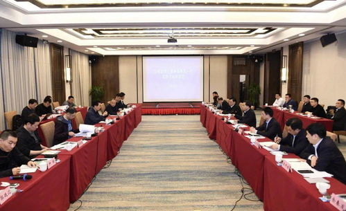 王健林现身克拉玛依，探寻合作新机遇