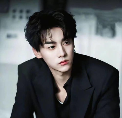 田栩宁帅气照片