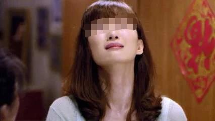 费家嫂子情绪失控的样子